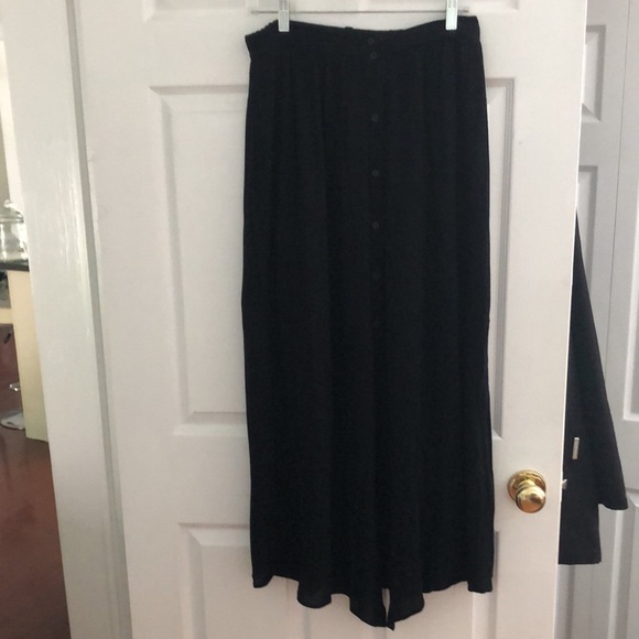 Forever 21 Black Button up asymmetrical Maxi Skirt - Picture 4 of 14